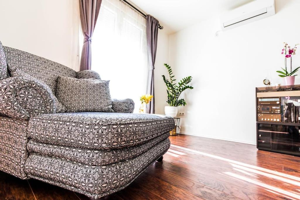 Mariola Apartment Задар Екстериор снимка